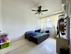 Blk 890A Tampines Greenterrace (Tampines), HDB 3 Rooms #561493811